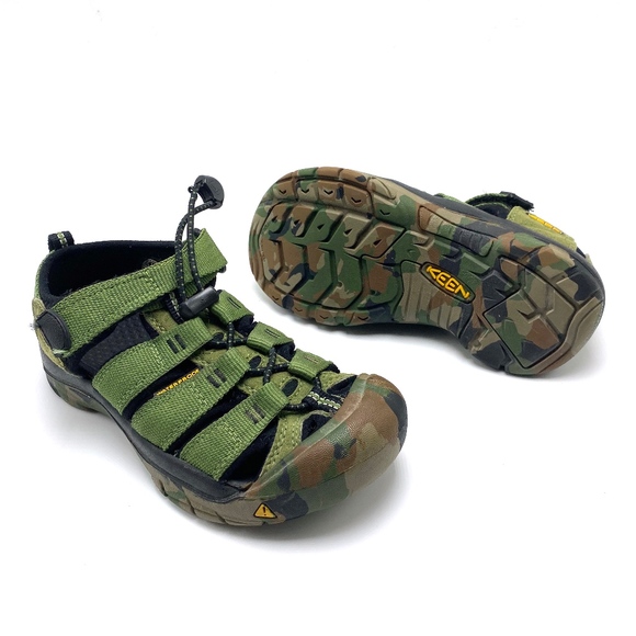 keen camouflage sandals